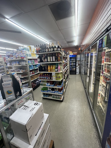 Liquor Store «Green Frog Liquor», reviews and photos, 567 W Fremont St, Stockton, CA 95203, USA
