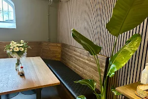 Zen Restaurang | Sushi | Ramen image