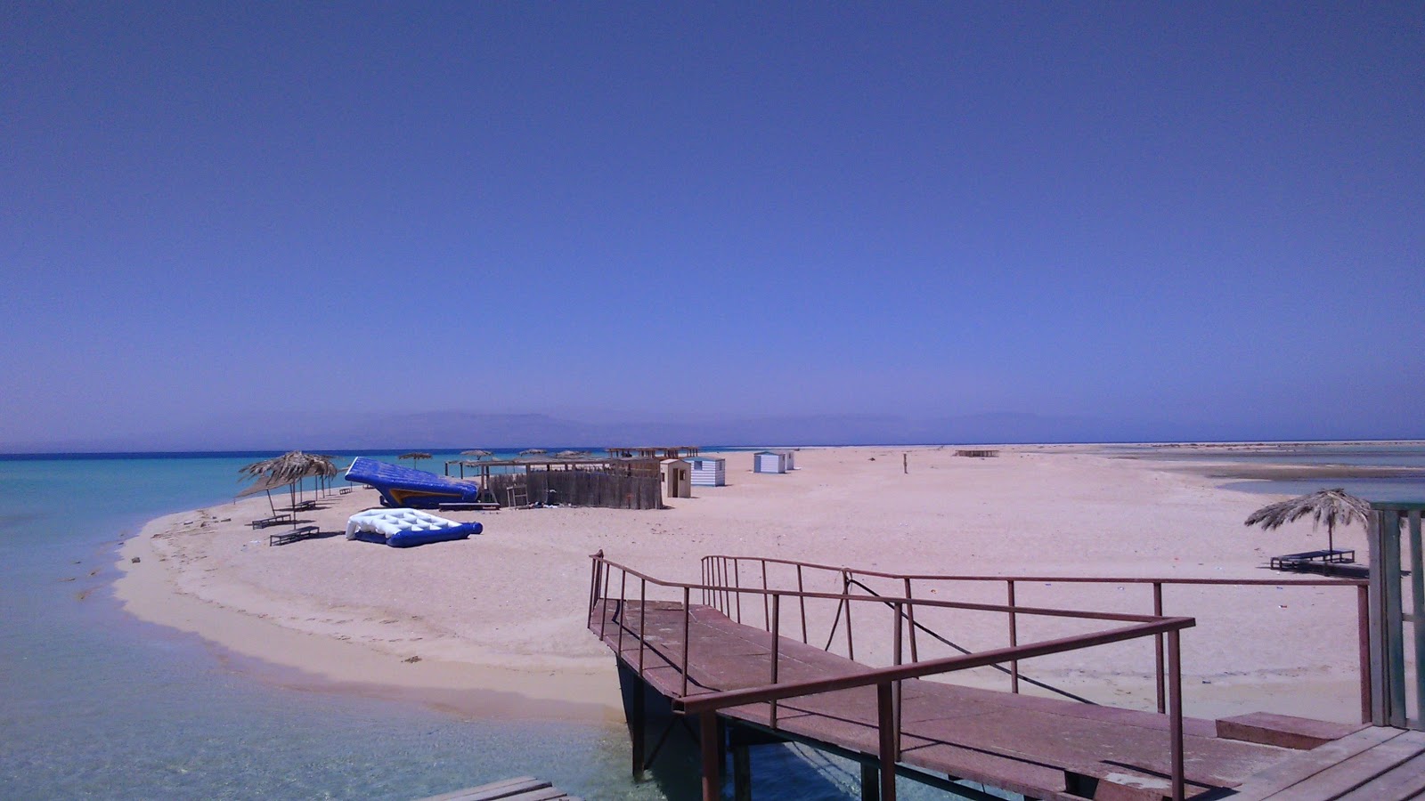 Foto av Ras Sidr beach med hög nivå av renlighet