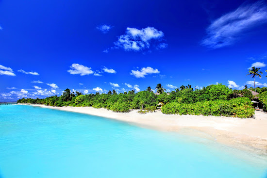 Plage de Six Senses Laamu