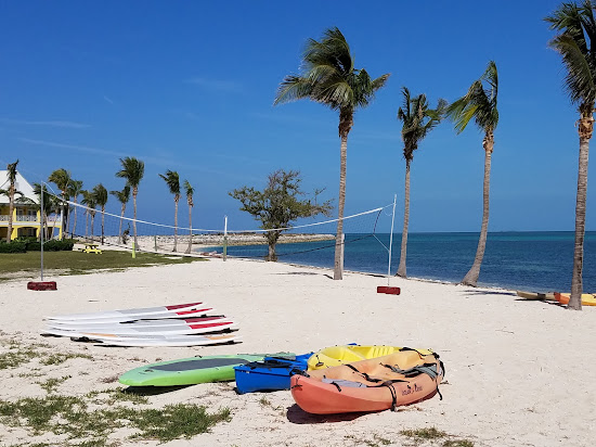 Bayshore Rd beach
