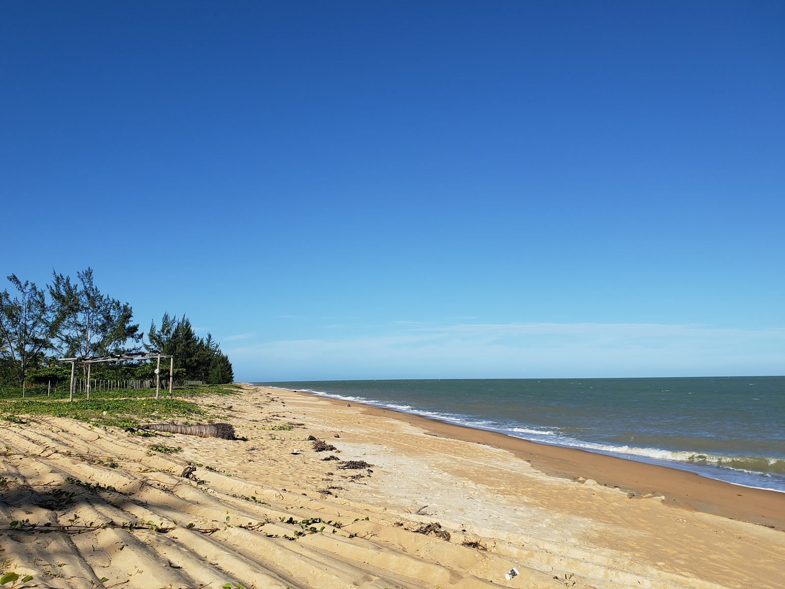 Foto de Praia De Iemanja com areia brilhante superfície