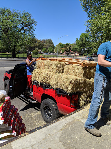 Pet Supply Store «Northern Star Mills», reviews and photos, 510 Esplanade, Chico, CA 95926, USA