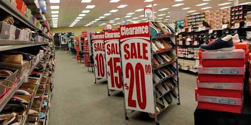 Shoe Store «Shoe Carnival», reviews and photos, 2601 Grand Ave, Ames, IA 50010, USA