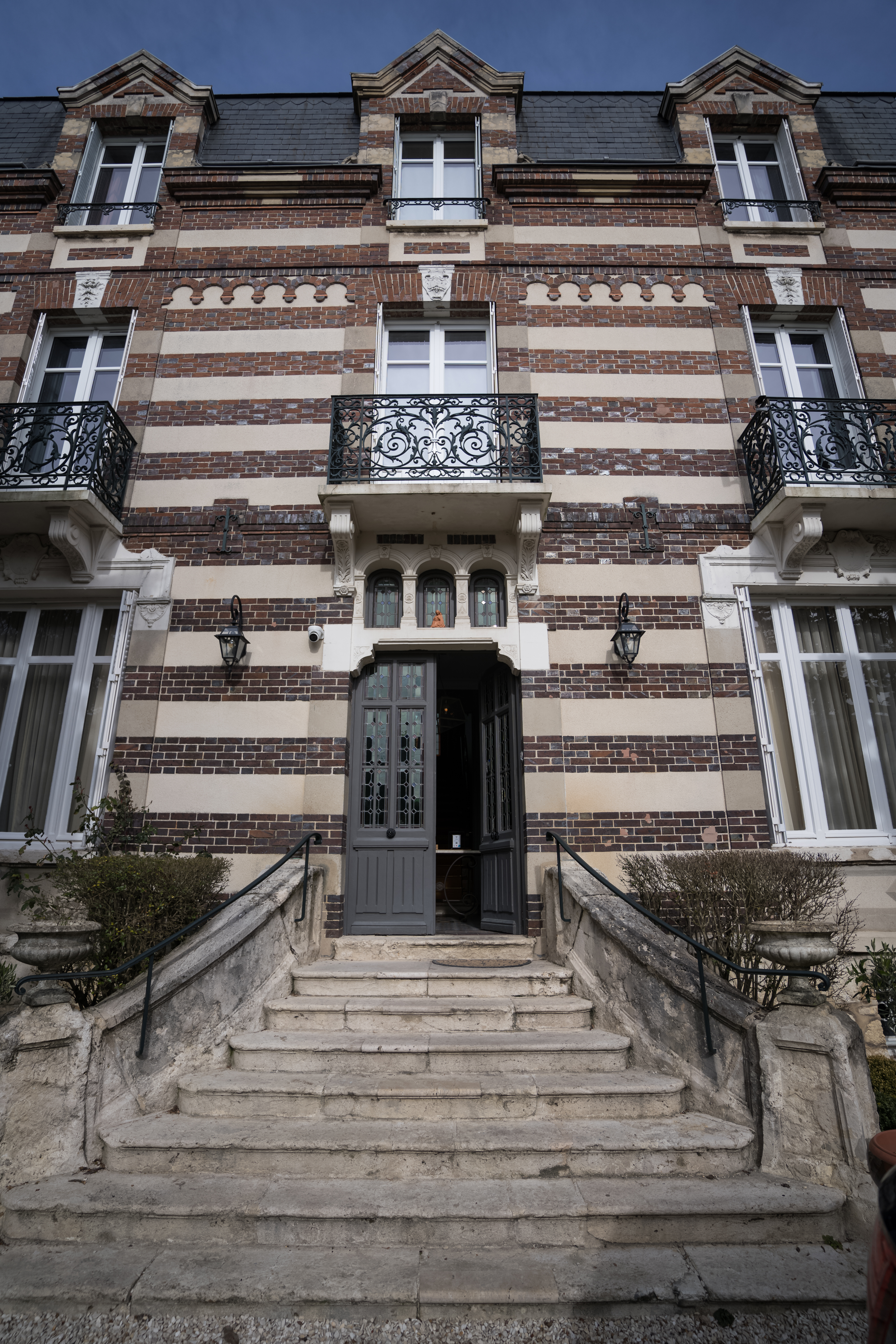 Photo n° 3 de l'avis de Kwong.a fait le 29/03/2023 à 04:29