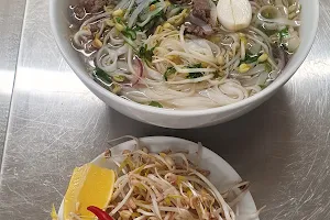 Vietnamské bistro a sushi image