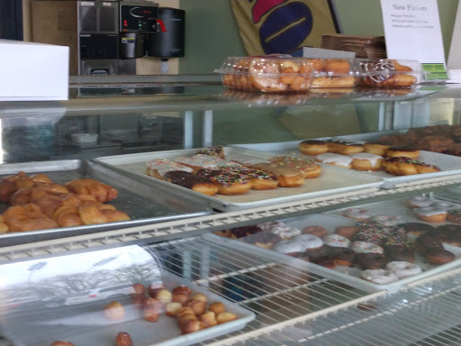Donut Shop «Donuts Deluxe», reviews and photos, 1640 Co Rd E East, St Paul, MN 55110, USA