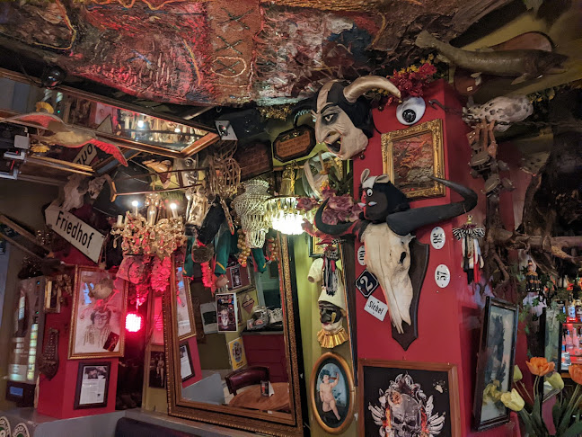 Schluggstube Antiquitätenbar - Bar