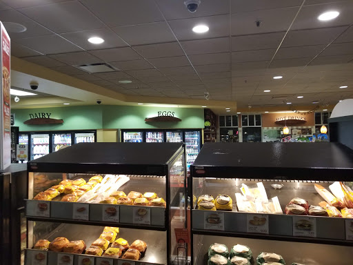 Convenience Store «Kwik Trip #492», reviews and photos, 8921 Crossroads Blvd, Chanhassen, MN 55317, USA