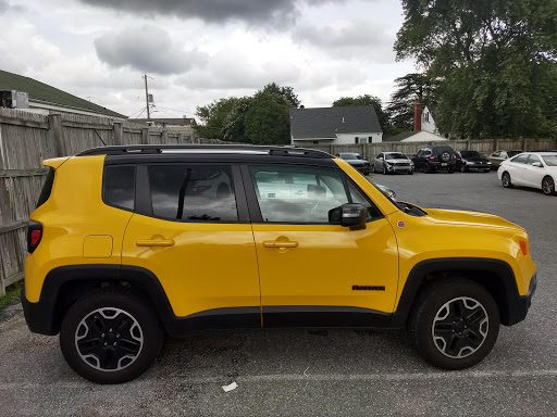 Auto Body Shop «Gerber Collision & Glass», reviews and photos, 609 Frederick Rd, Catonsville, MD 21228, USA