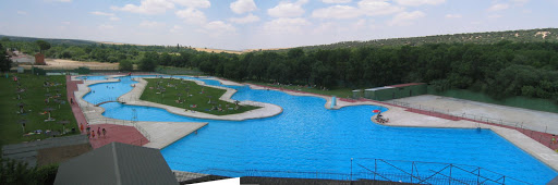 Club Deportivo Coto de Puenteviejo en Maello, Ávila‎