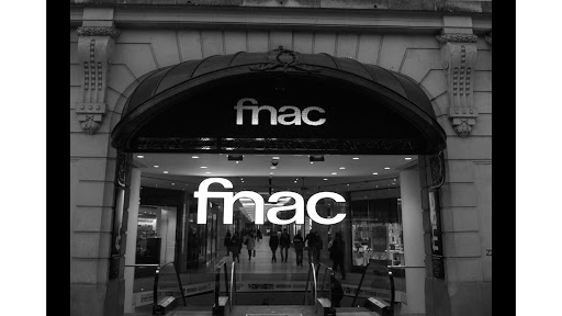 FNAC Paris - Champs-Elysées