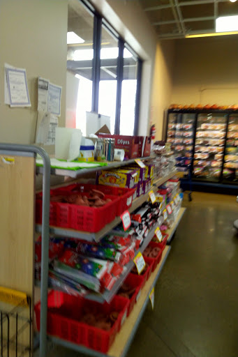 Grocery Store «Keemat Grocery - FM 1960 NW», reviews and photos, 6911 FM 1960, Houston, TX 77069, USA