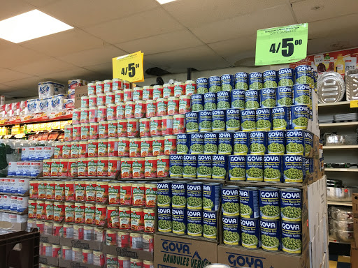 Grocery Store «C-Town Supermarkets», reviews and photos, 120 Clinton Ave, Newark, NJ 07114, USA