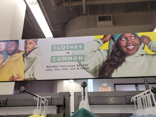 Clothing Store «Old Navy», reviews and photos, 511 Pine St, Seattle, WA 98101, USA