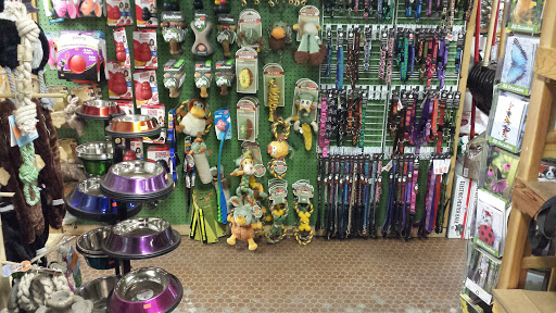 Pet Supply Store «Glenns Valley Feed & Seed», reviews and photos, 8241 Bluff Rd, Indianapolis, IN 46217, USA