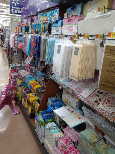 Department Store «Walmart Supercenter», reviews and photos, 1470 S Court St, Circleville, OH 43113, USA