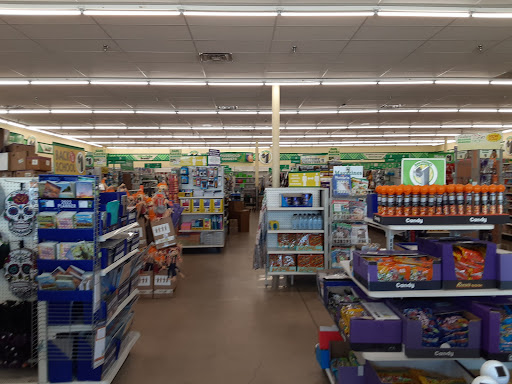 Dollar Store «Dollar Tree», reviews and photos, 534 10th St e, Floresville, TX 78114, USA