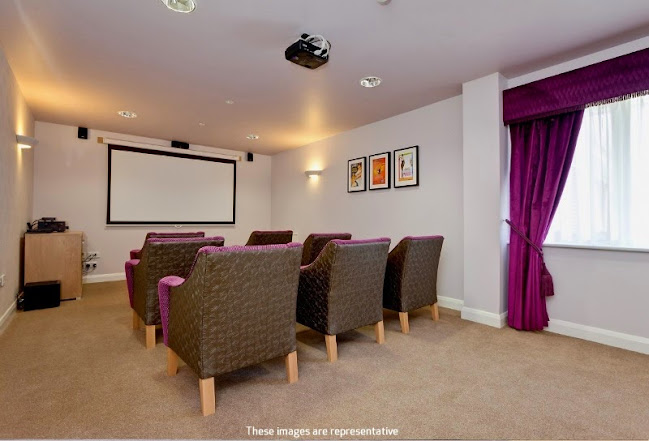 Comments and reviews of Asterbury Place Care Home - Care UK