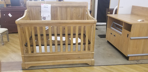 Shopping Mall «Cross Pointe Shopping Center», reviews and photos, 101 E Alex Bell Rd, Centerville, OH 45459, USA