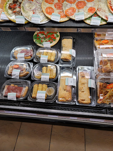 Grocery Store «Tops Friendly Markets», reviews and photos, 271 Main St, New Paltz, NY 12561, USA