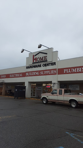 Home Hardware Center in Carthage, Mississippi