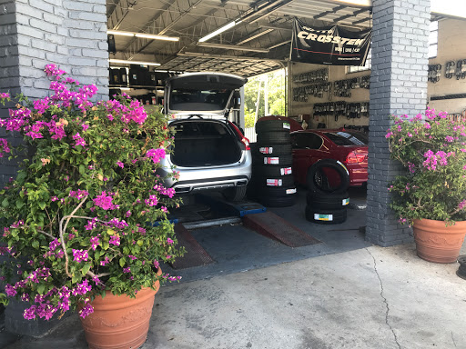 Auto Repair Shop «Ojus Automotive», reviews and photos, 18310 Dixie Hwy, North Miami Beach, FL 33160, USA