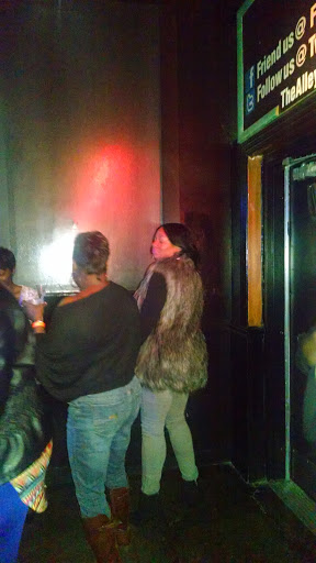 Night Club «The Alley», reviews and photos, 100 Newmarket Square, Newport News, VA 23605, USA