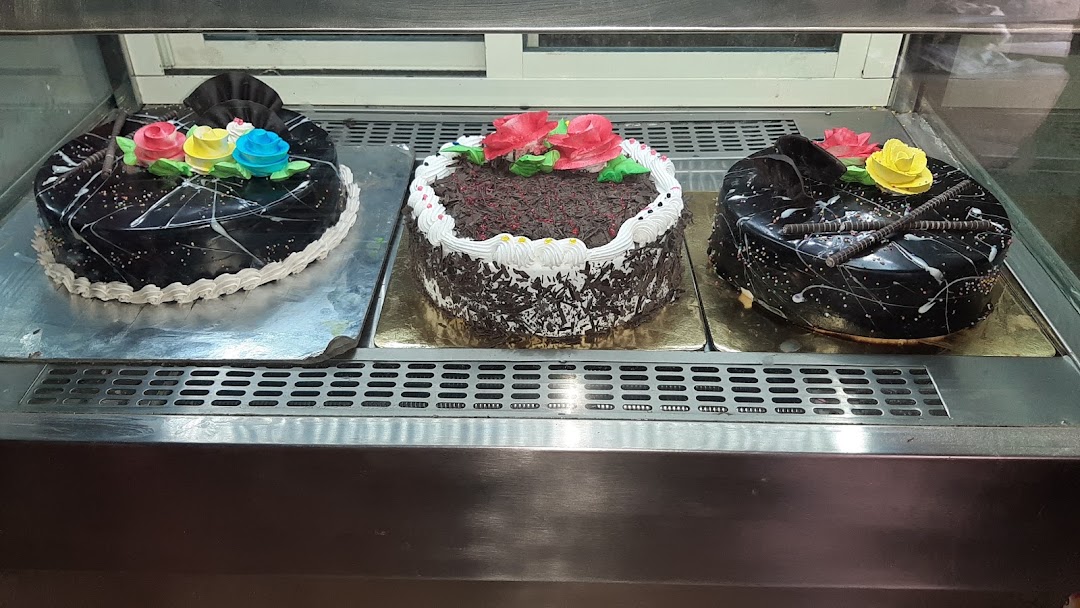 Gujrat Bakery