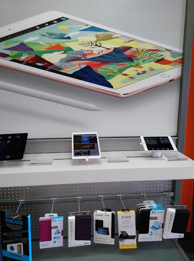 Cell Phone Store «AT&T Authorized Retailer», reviews and photos, 3324 Promenade Ave #104, Eagan, MN 55121, USA