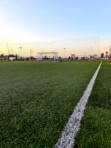 Opiniones de Espacio Futbolito en Puente Alto - Campo de fútbol