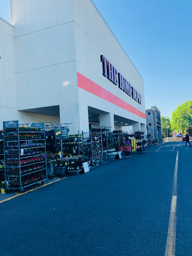 Home Improvement Store «The Home Depot», reviews and photos, 73-01 25th Ave, East Elmhurst, NY 11369, USA