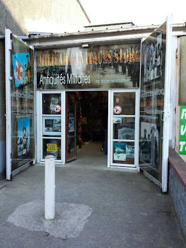 Magasin d'antiquités Arromanches Militaria Arromanches-les-Bains