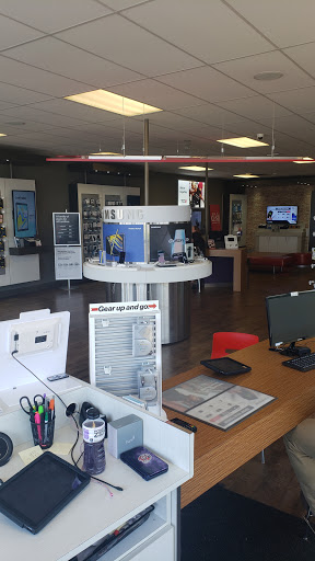 Cell Phone Store «Verizon Authorized Retailer, TCC», reviews and photos, 1870 N State St, North Vernon, IN 47265, USA