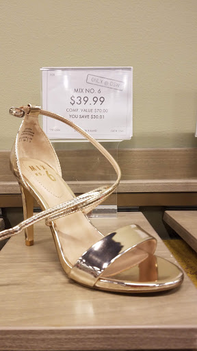 Shoe Store «DSW Designer Shoe Warehouse», reviews and photos, 25 Ronson Rd, Iselin, NJ 08830, USA