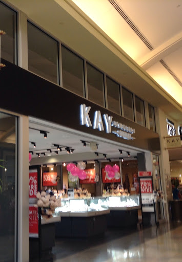 Jewelry Store «Kay Jewelers Outlet», reviews and photos, 1 Bergen Town Center, Paramus, NJ 07652, USA