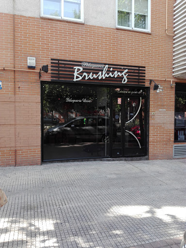 Brushing Peluqueros en Alcorcón, Madrid