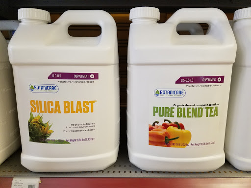 Garden Center «NorCal Garden Supply», reviews and photos, 15433 Lakeshore Dr, Clearlake, CA 95422, USA