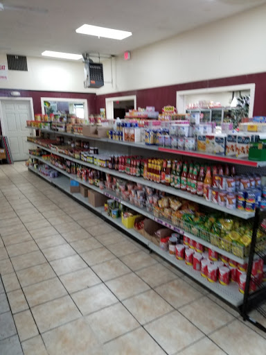 Bismillah Grocery & Halal Meat, 72 Store Ave, Waterbury, CT 06705, USA, 