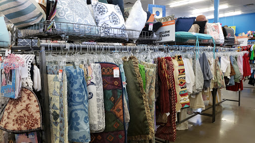 Thrift Store «Goodwill», reviews and photos