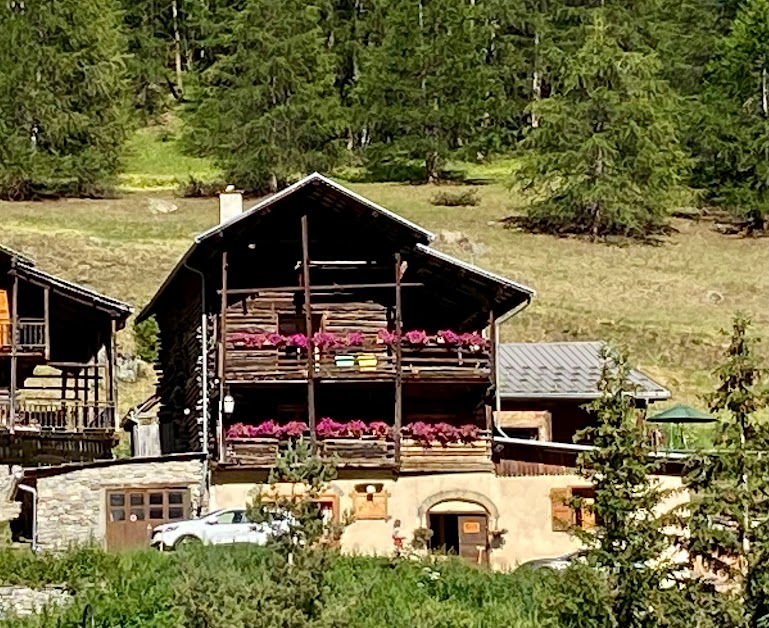 L'Aigue blanche gîtes à Saint-Véran