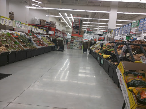 Supermarket «WinCo Foods», reviews and photos, 7501 SW Dartmouth St, Tigard, OR 97223, USA