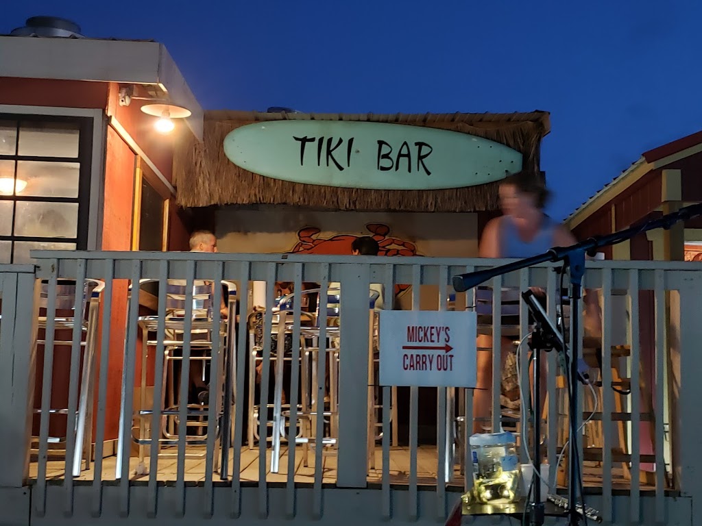 Mickey's Family Crab House 19930