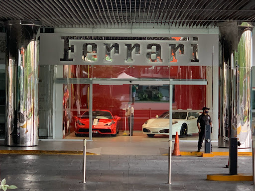 Ferrari - Ciudad de Panamá
