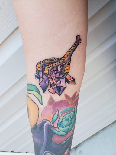 Tattoo Shop «Black Label Tattoo Co.», reviews and photos, 126 E Patrick St, Frederick, MD 21701, USA