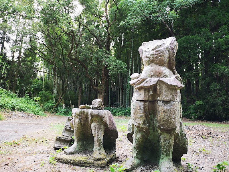 陽光山天沢寺跡（島津歳久及び殉死者供養碑）