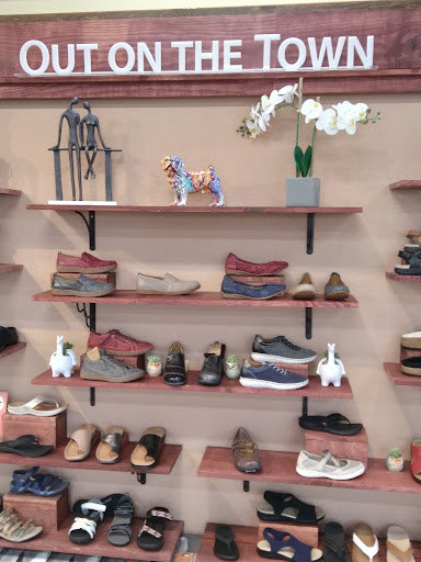 Shoe Store «Santa Rosa Shoes», reviews and photos, 2255 Cleveland Ave, Santa Rosa, CA 95403, USA