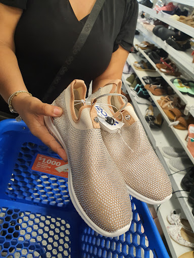 Clothing Store «Ross Dress for Less», reviews and photos, 2421 E Expy 83, Mission, TX 78572, USA