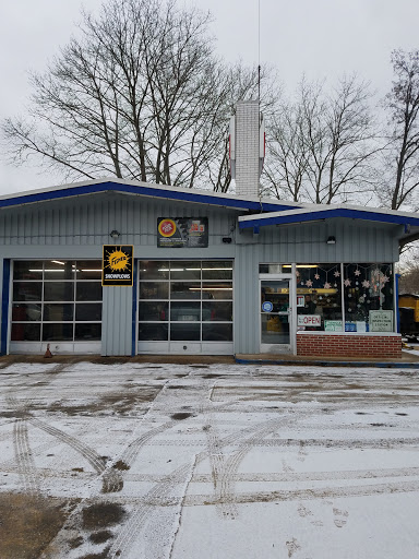 Auto Repair Shop «Bobs Automotive & Wrecker Service», reviews and photos, 211 Central Ave, Dover, NH 03820, USA