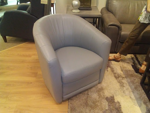 Furniture Store «Thomasville Home Furnishings of Tucson», reviews and photos, 2260 W Ina Rd, Tucson, AZ 85741, USA